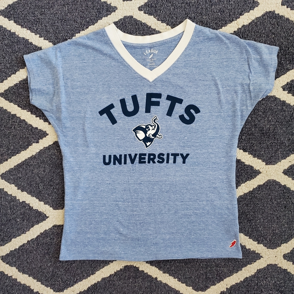 Tufts University T shirt